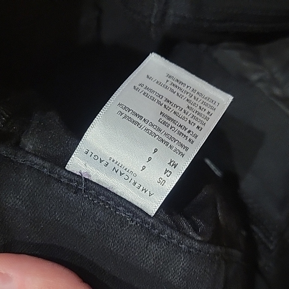 Nwot American eagle black Jean shorts - Picture 4 of 5